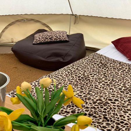 Home Farm Radnage Glamping Bell Tent 6, With Log Burner And Fire Pit Χάι Ουίκαμ Εξωτερικό φωτογραφία